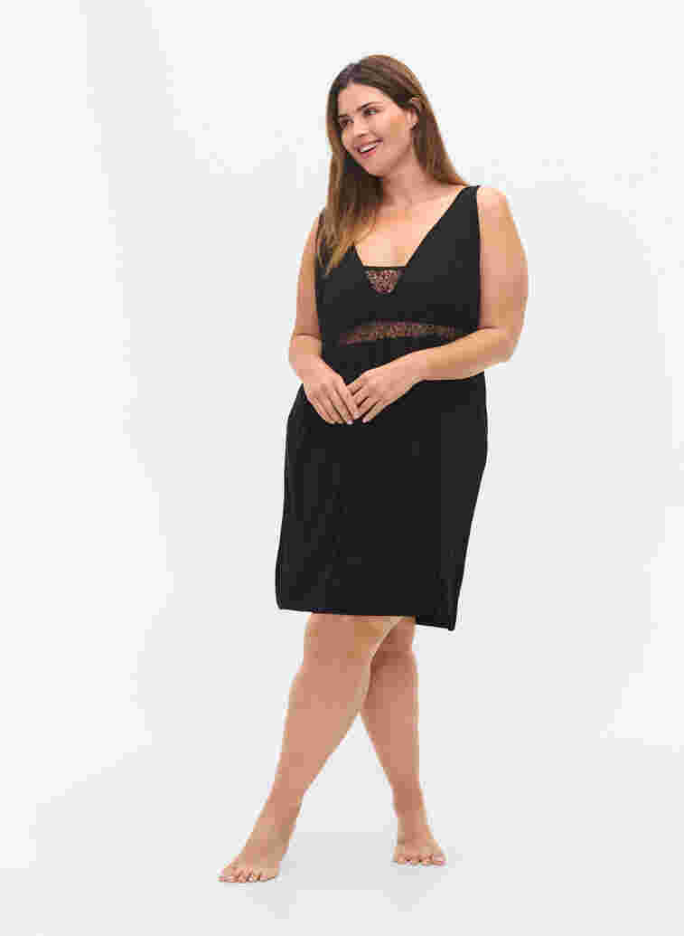 Viscose night dress with lace details, Black, Model image number 3
