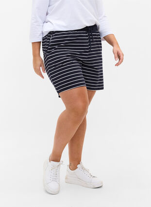 Cotton shorts with pockets, Blue Stripe, Model image number 2