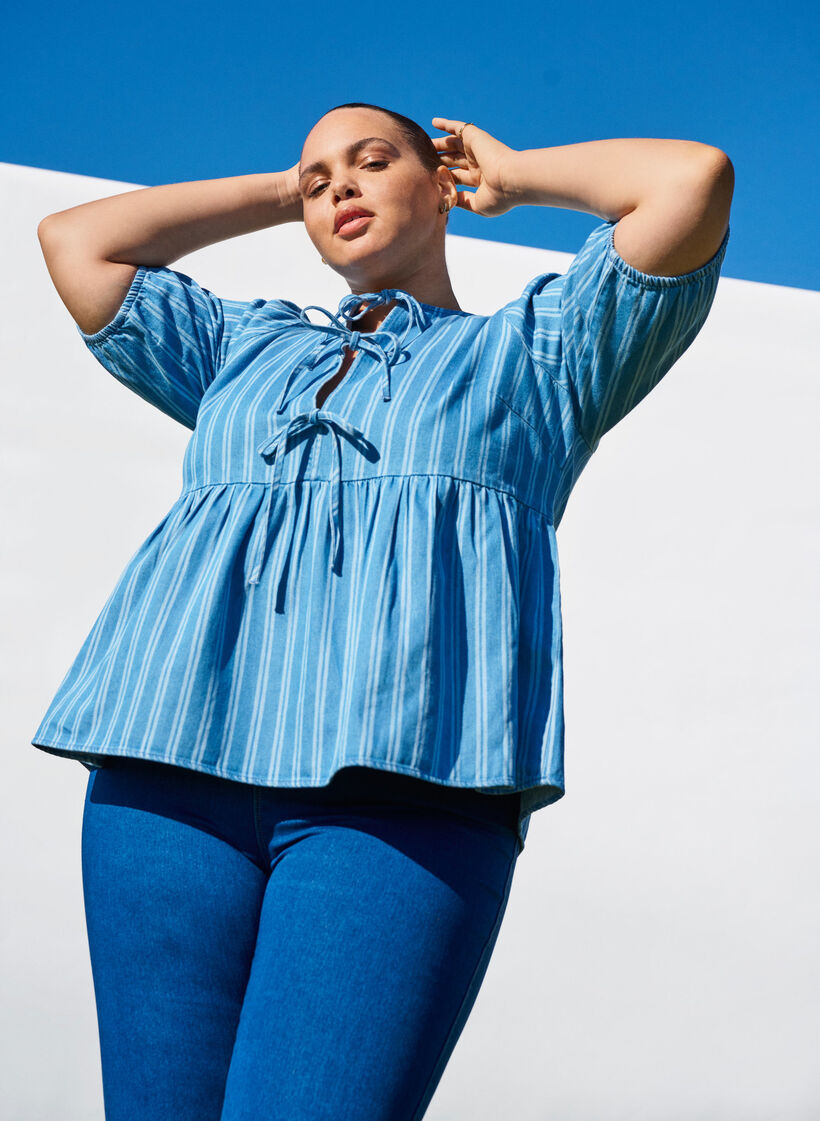 Short-sleeved denim blouse with stripe pattern, Blue, Image image number 0