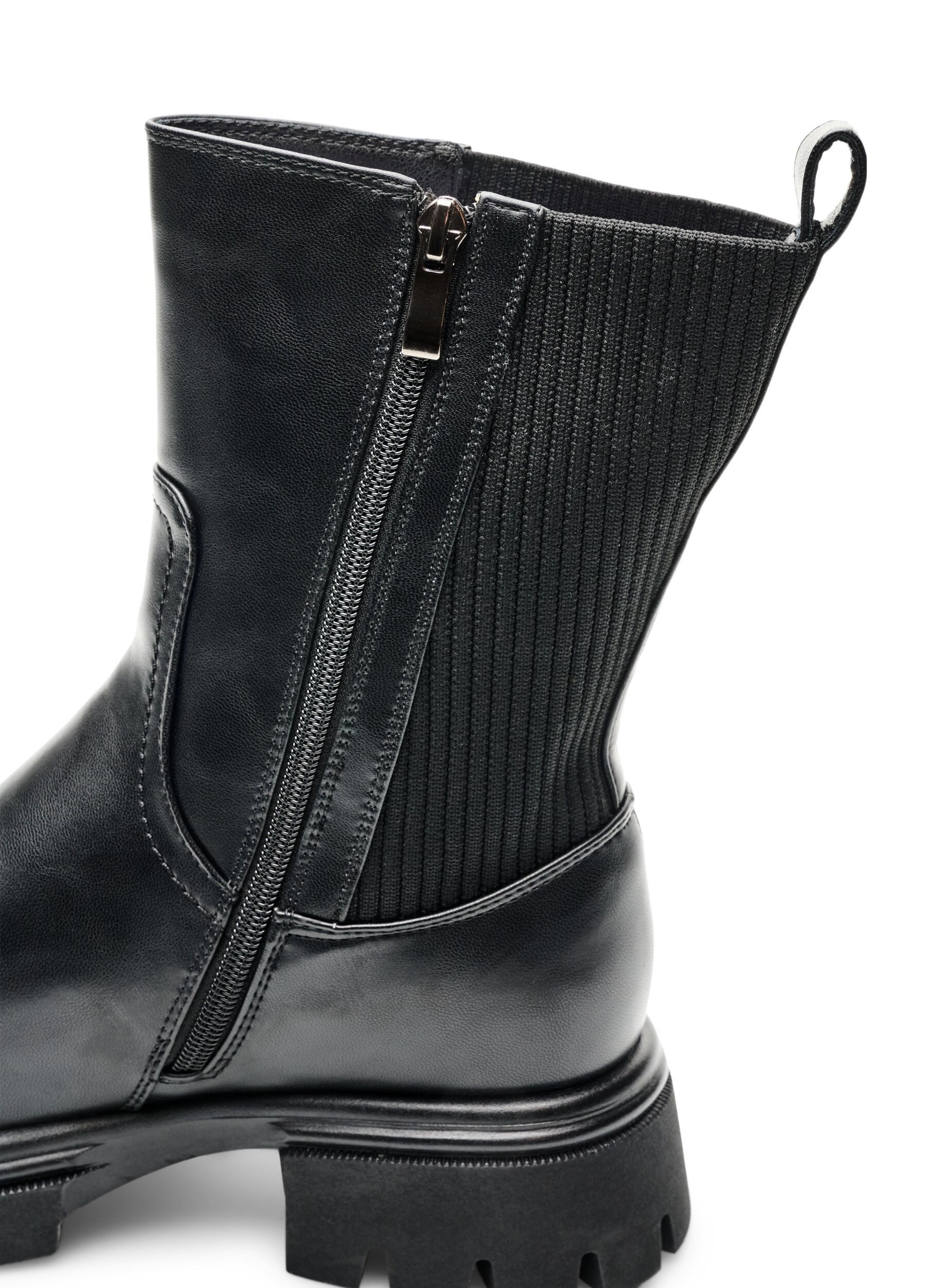 ZizzifashionChelsea boot with a chunky sole and ribbed panels, Black, Packshot image number 3