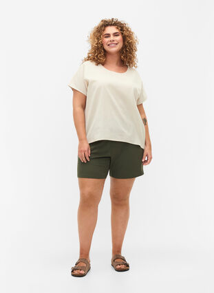 Short-sleeved blouse in cotton blend with linen, Sandshell, Model image number 2