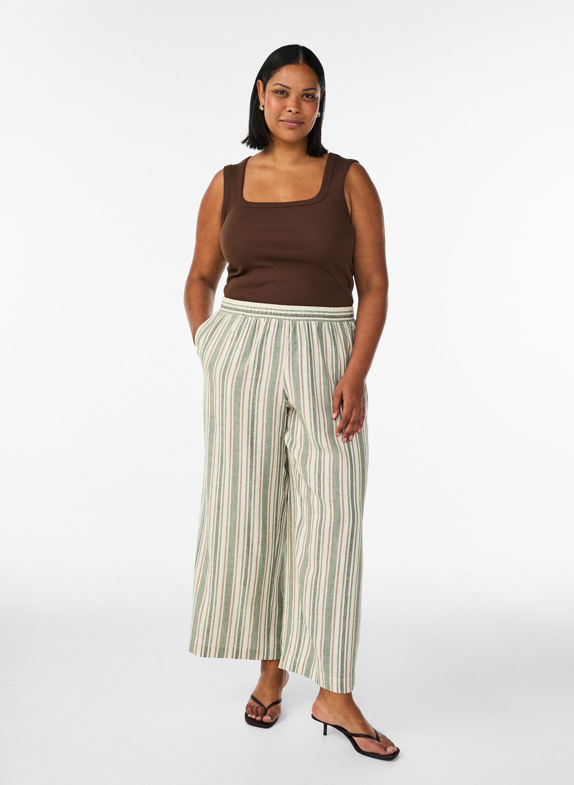 ZizzifashionRib top with square neckline, Brown, Model image number 1