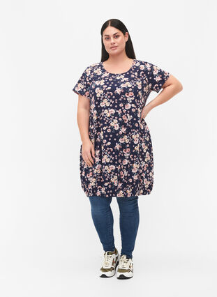 Short-sleeved, printed cotton dress, Blue Rose Flower, Model image number 2