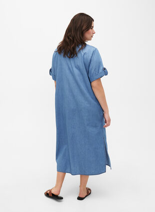 Denim dress with slit and short sleeves, Blue denim, Model image number 1