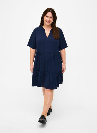 Short sleeve dress with a-line and cutlines, Navy Blazer, Model image number 2