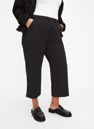 Loose trousers with 7/8 length, Black White Stirpe, Model image number 2
