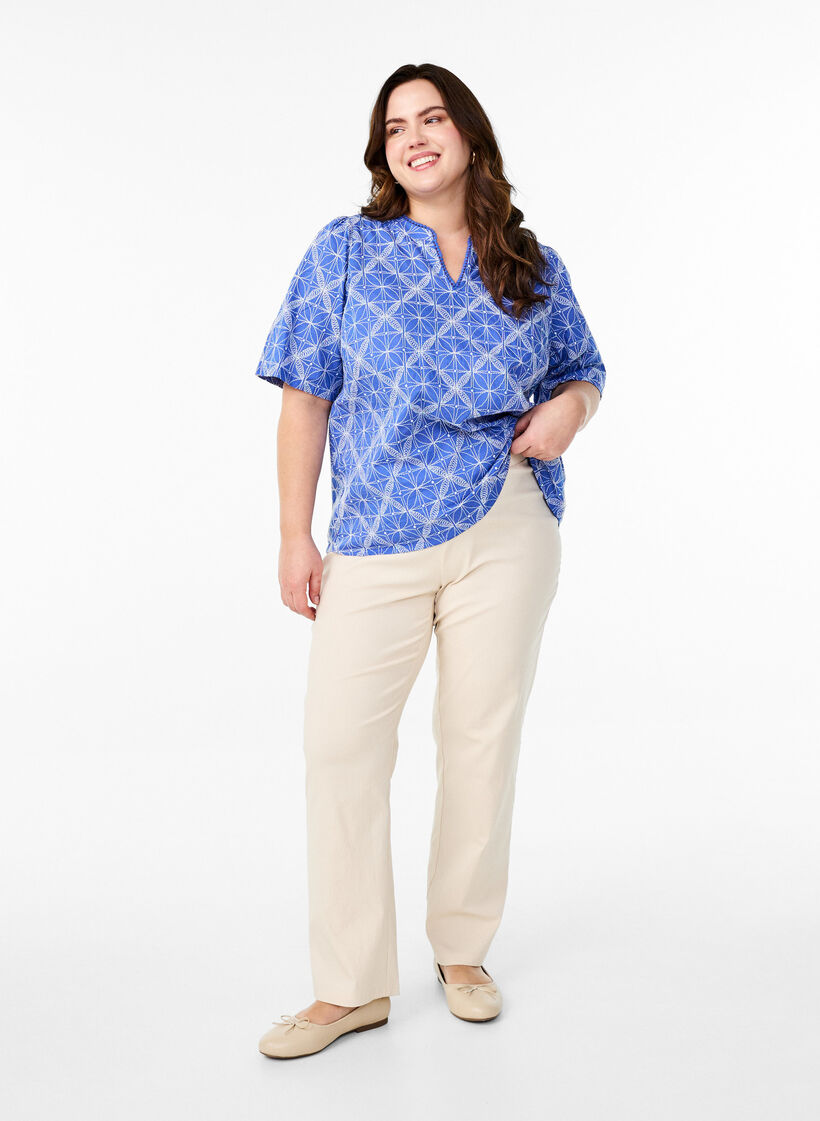 Blouse with short sleeves and embroidered pattern, Blue, Model image number 1