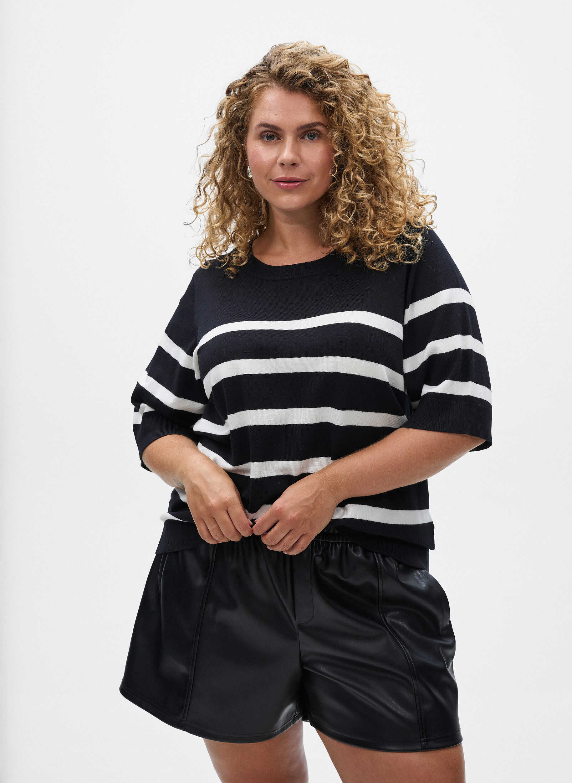 ZizzifashionStriped knit top with short sleeves, Black, Model image number 0