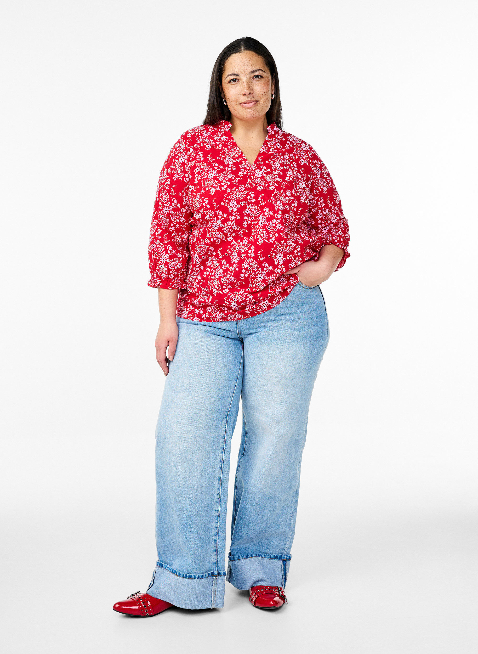 Zizzifashion Cotton blouse with floral print, Red, Model image number 1