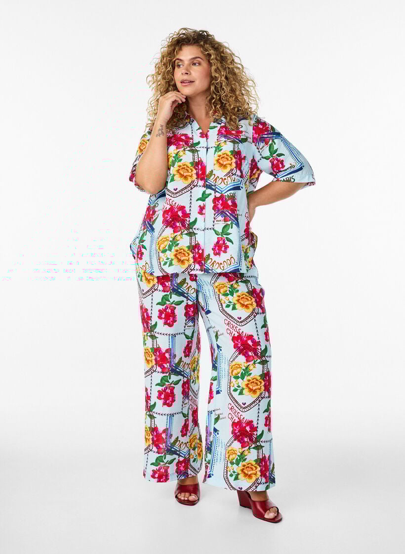 Straight-leg trousers with a colourful print, Light Blue, Model image number 0