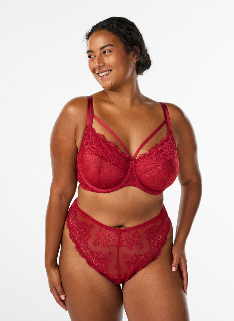 Lace thong with keyhole detail at the back, Red, Model image number 0