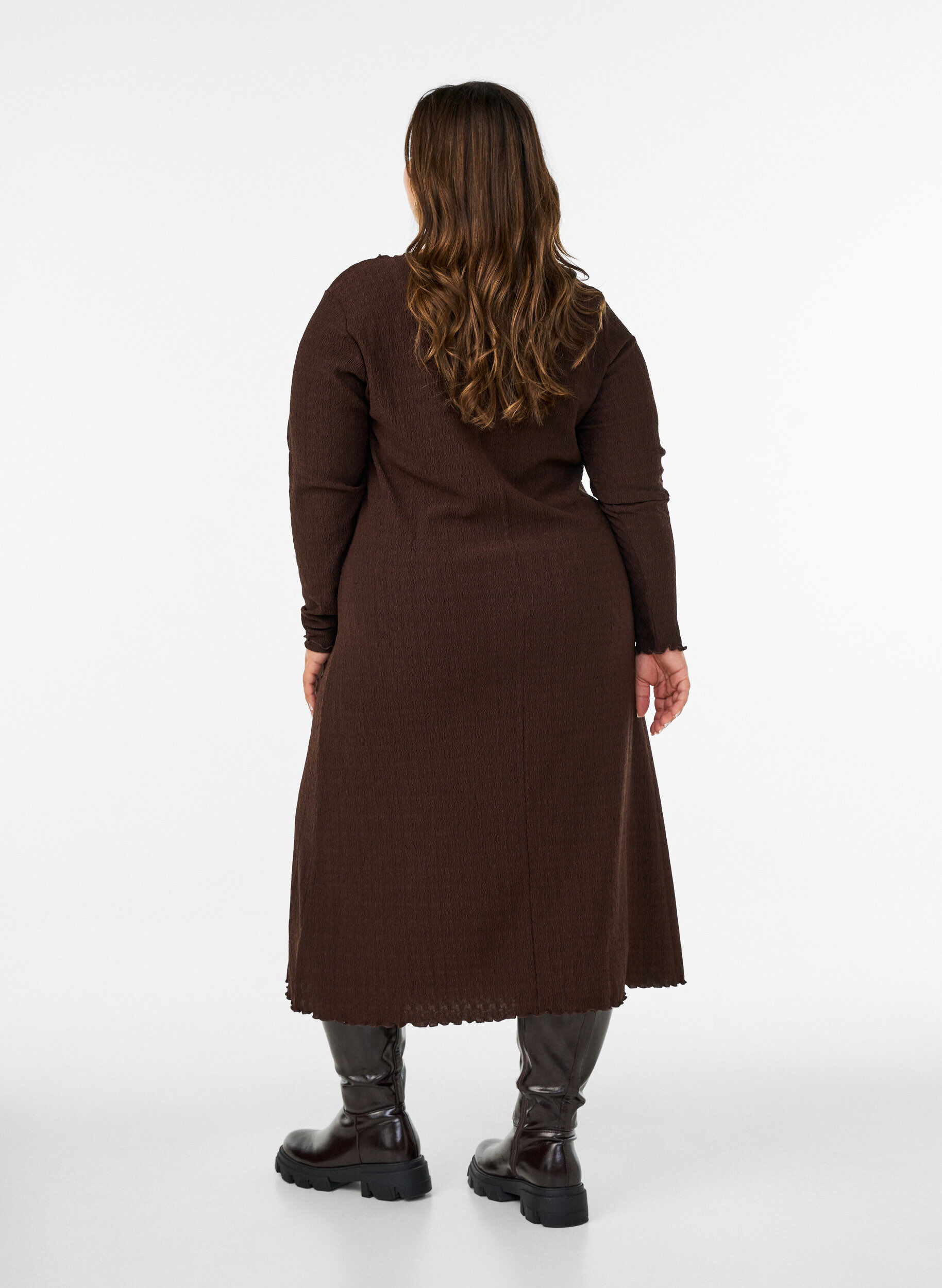 ZizzifashionMidi dress with a wavy texture and long sleeves, Brown, Model image number 2