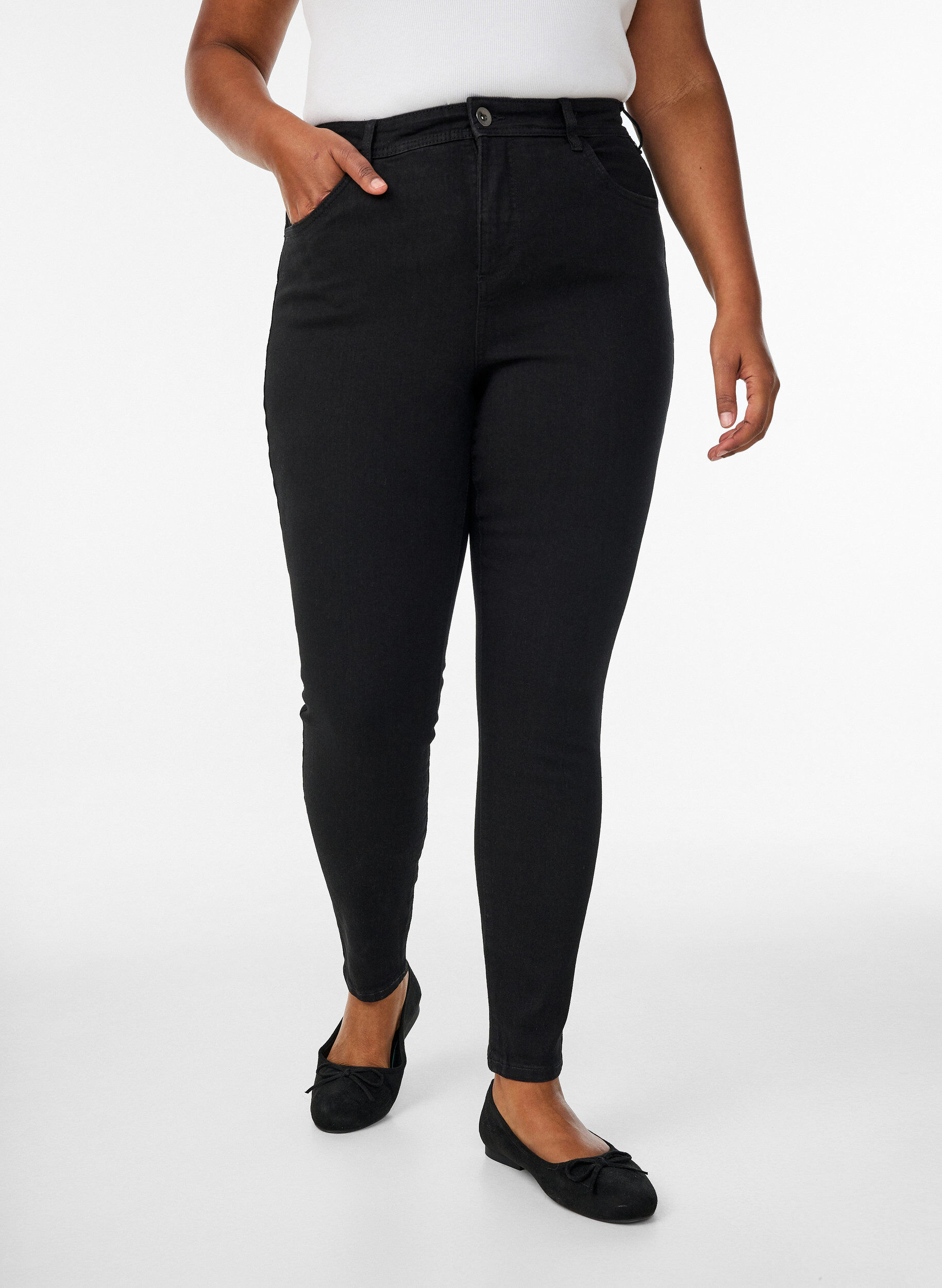 ZizzifashionJeans with super slim fit, Black, Model image number 2