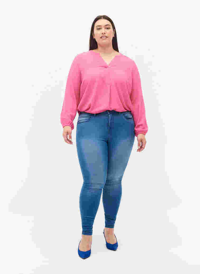 Super slim Amy jeans with high waist, Lt blue Denim, Model image number 0