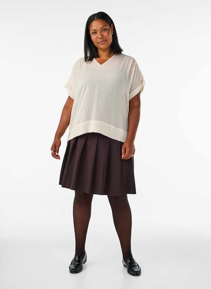 Seersucker blouse with V-neck, Beige, Model image number 1