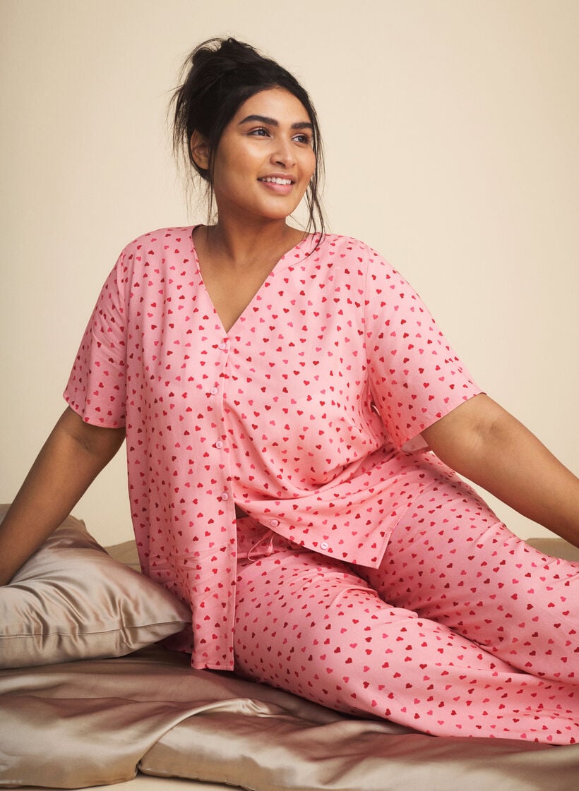 Loose viscose pyjama bottoms with print, Pink Icing W. hearts, Image