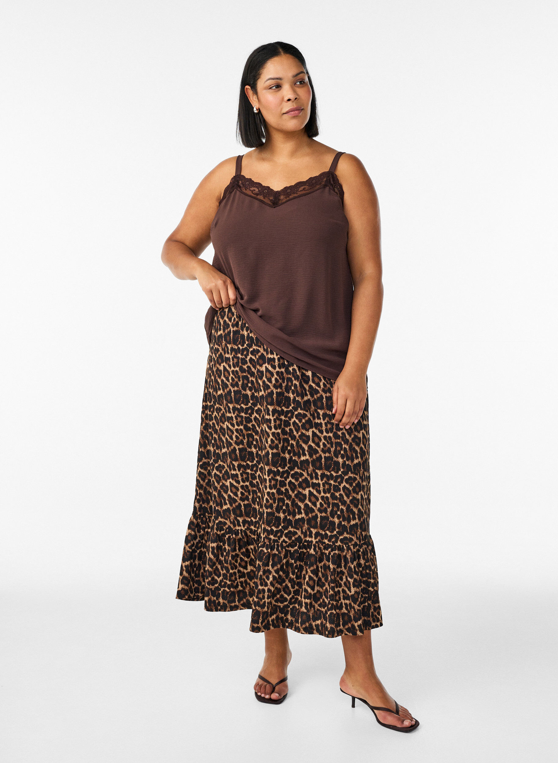 Zizzifashion Long skirt with tie belt and ruffle hem, Black, Model image number 0