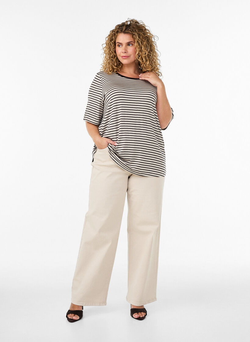 T-shirt with TENCEL&trade; Lyocell and stripes, Brown, Model image number 1