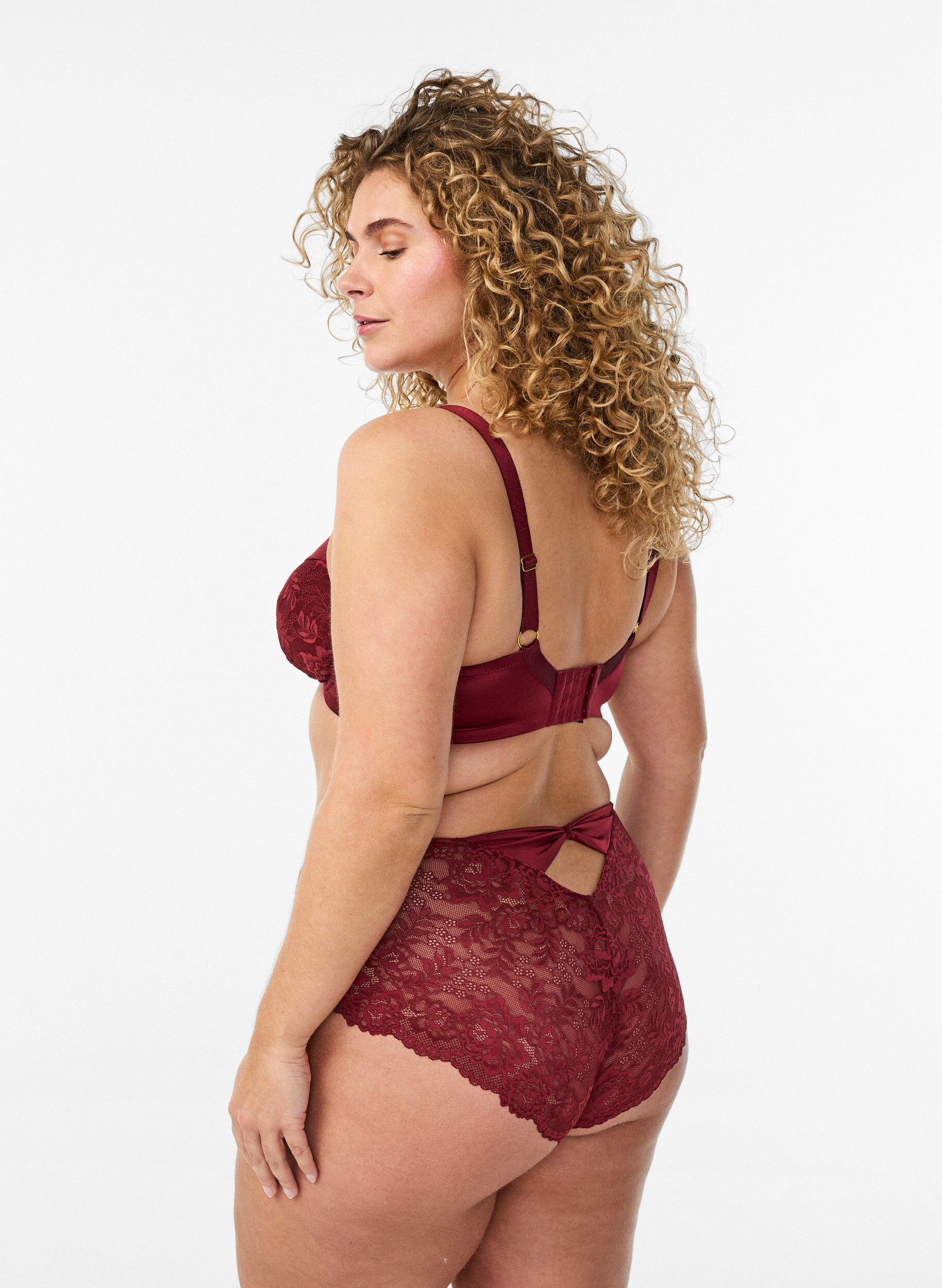 ZizzifashionPanties with lace and a bow detail at the back, Dark Bordeaux, Model image number 2