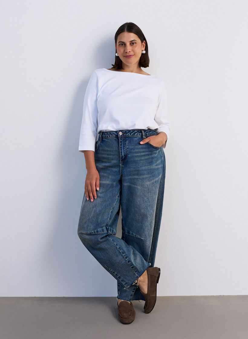 Basic T-shirt with boat neckline and 3/4 sleeves, White, Model image number 1