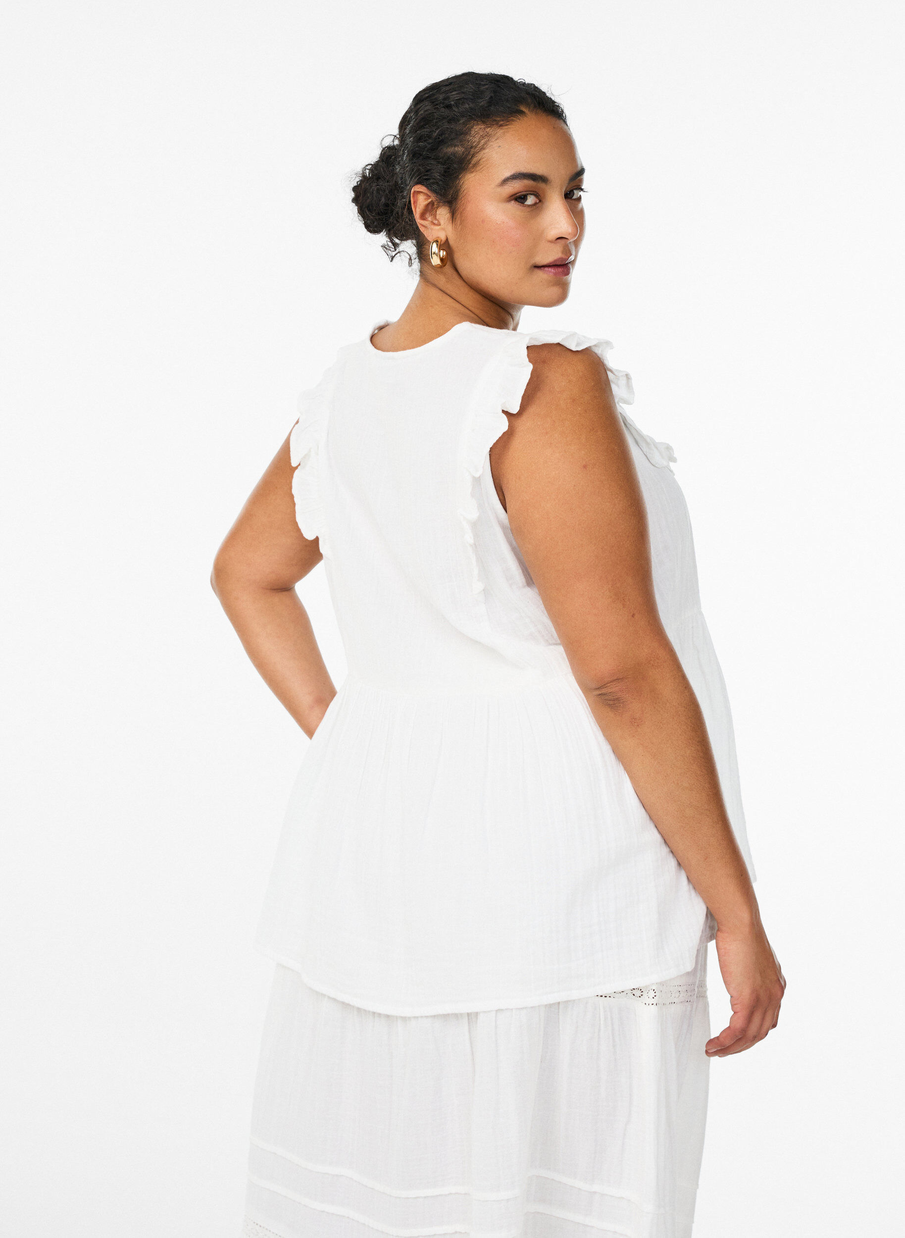 ZizzifashionSleeveless cotton muslin blouse with ruffles, White, Model image number 2