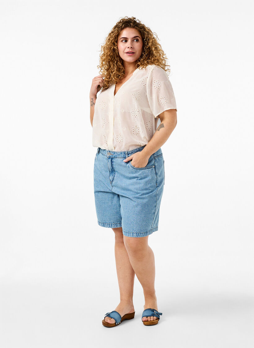 Short sleeve shirt blouse with broderie anglaise, Antique White, Model image number 2