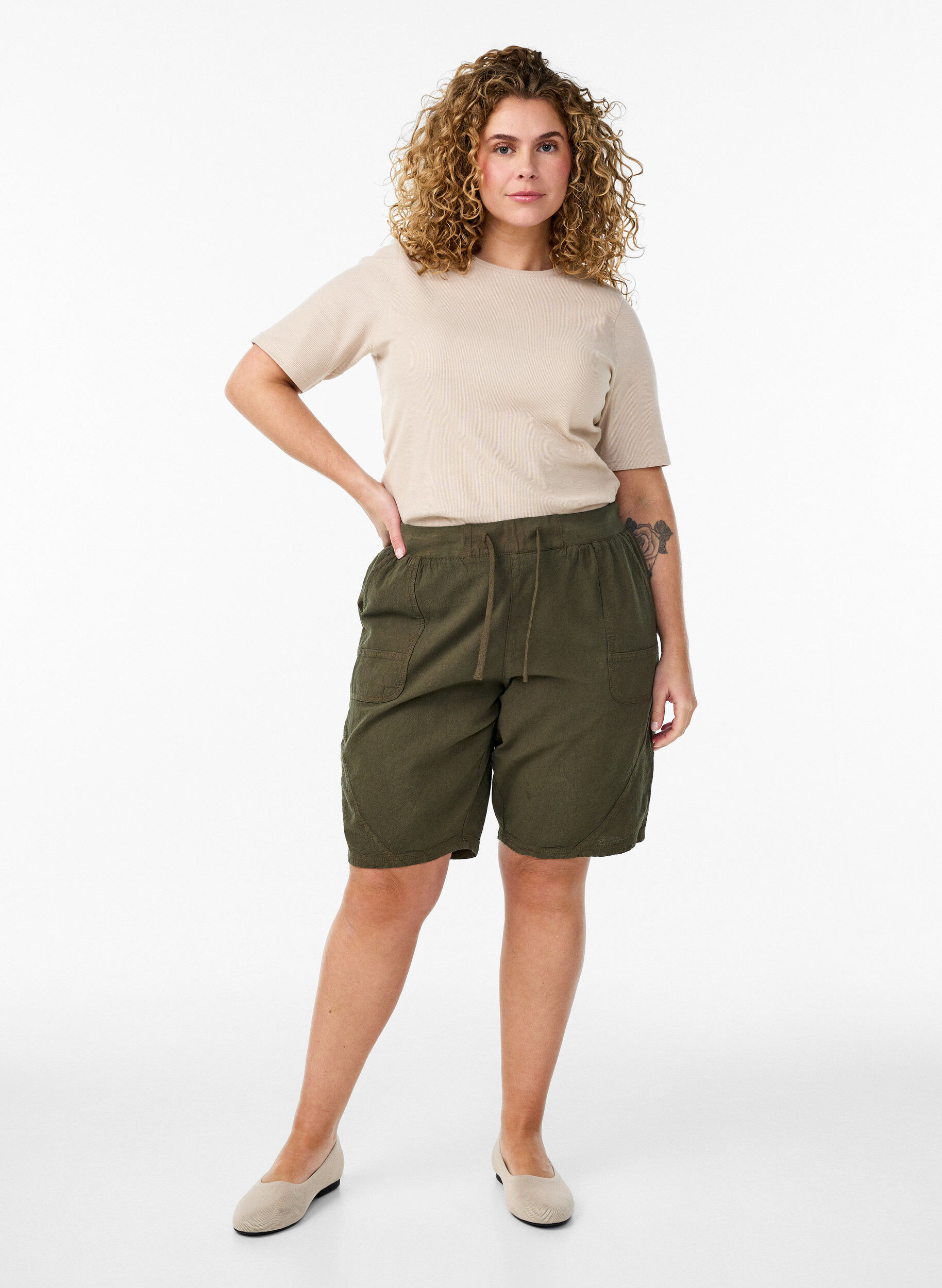 ZizzifashionLoose cotton shorts with pockets, Green, Model image number 1