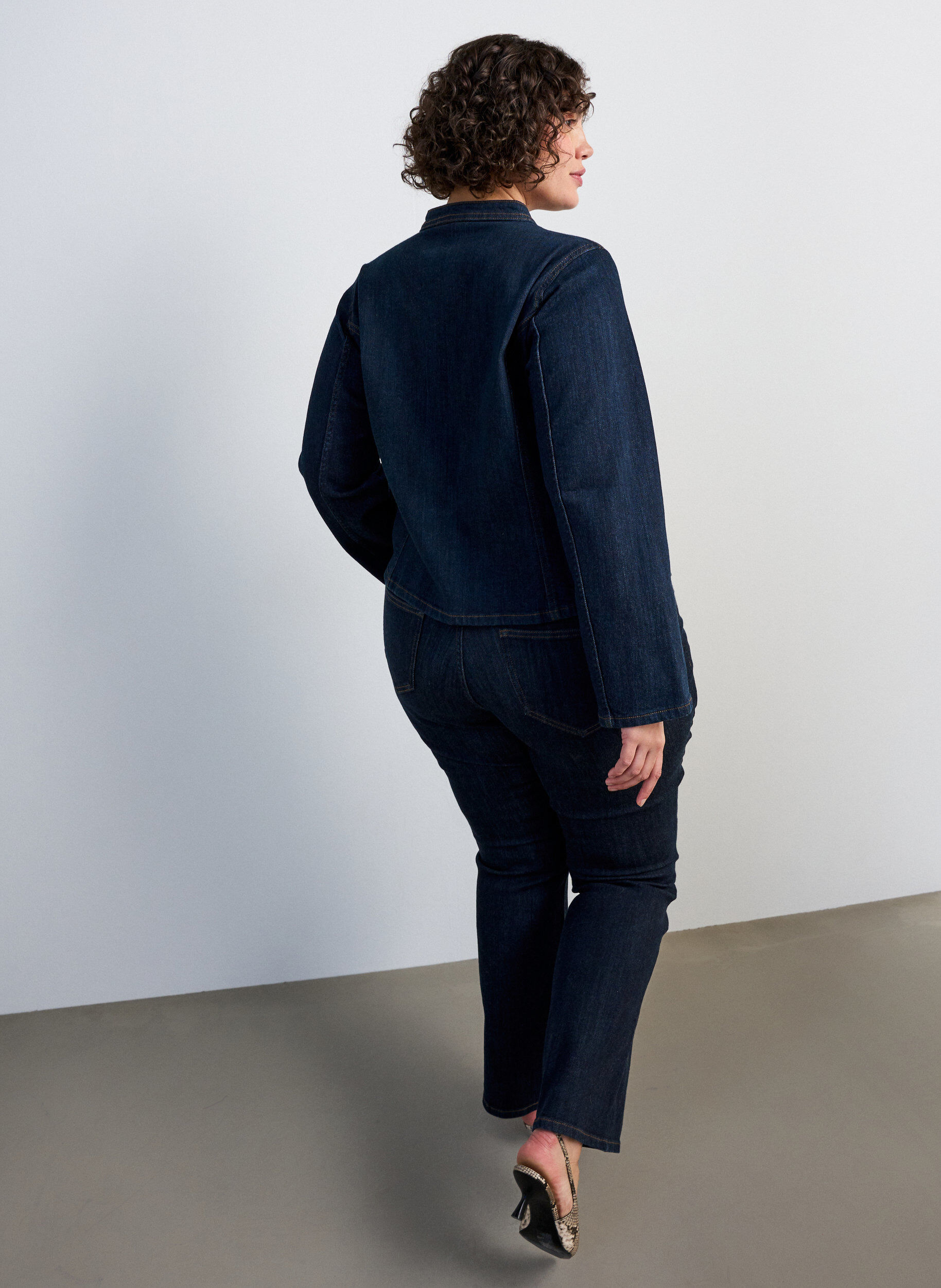 ZizzifashionFitted denim jacket with zip, Blue, Model image number 2
