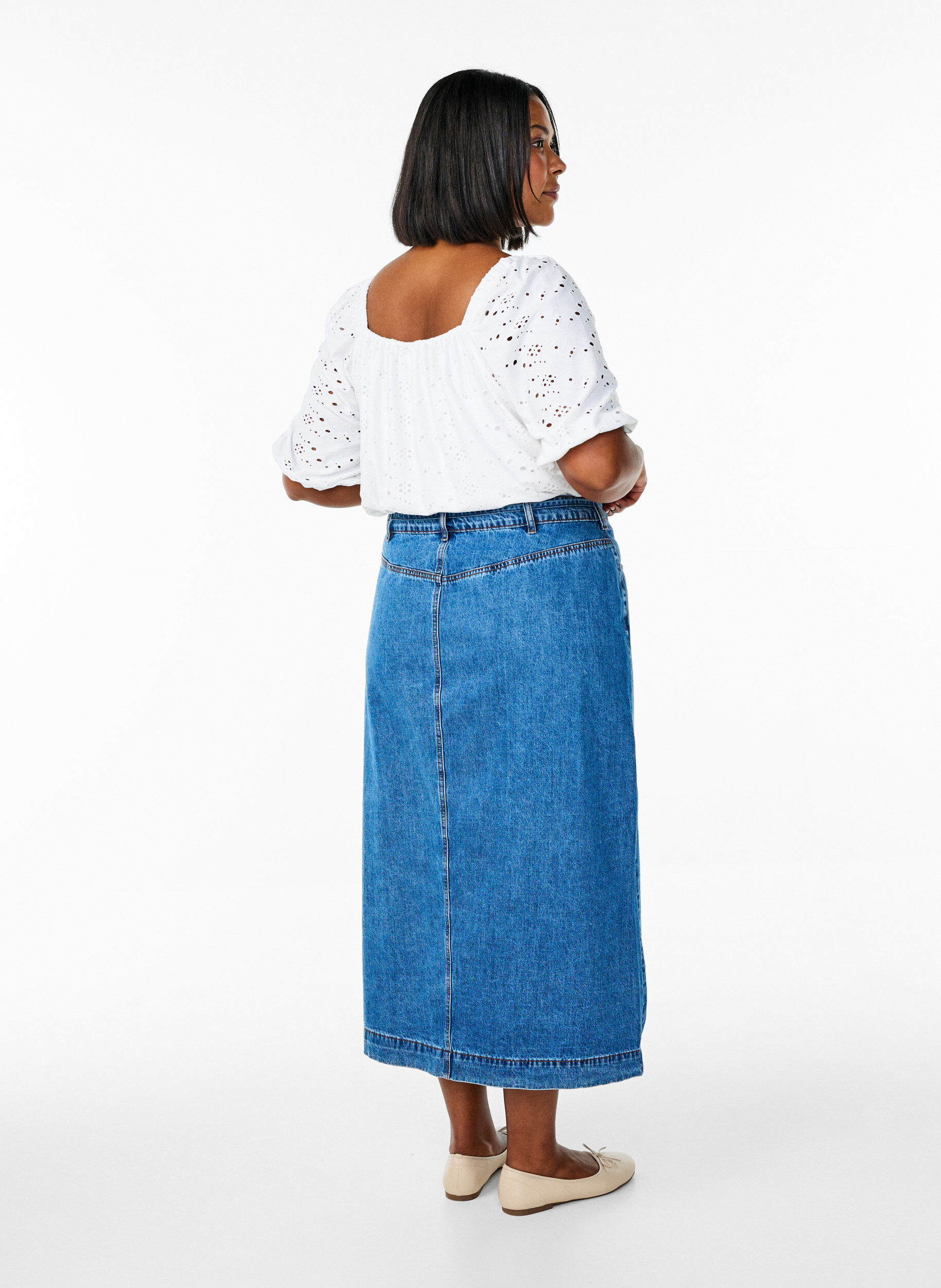 Zizzifashion Denim maxi skirt with tie belt, Blue Denim, Model image number 1