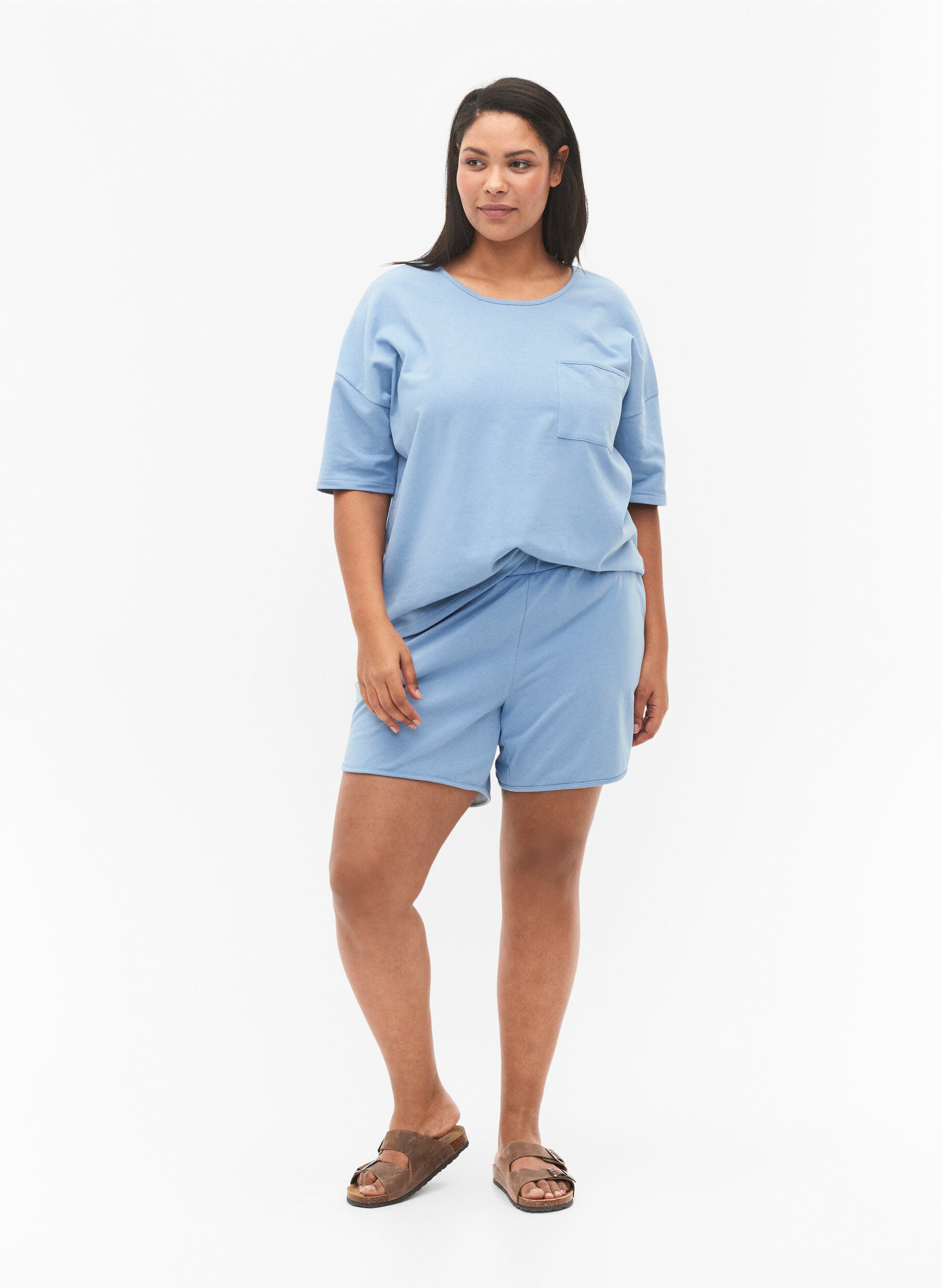 Zizzifashion Plain workout shorts with pockets, Faded Denim, Model image number 3