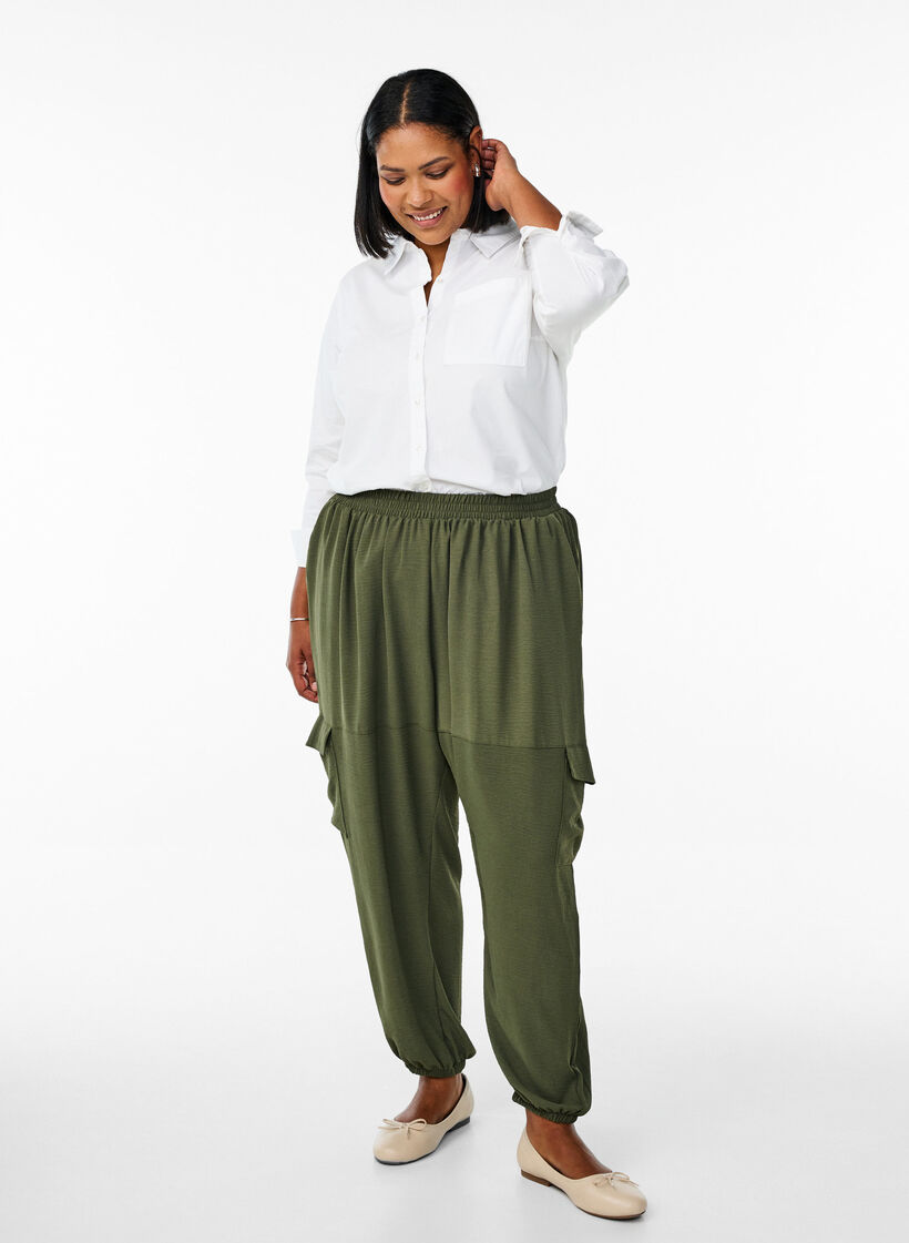 Harem trousers with cargo pockets and elasticated waist, Green, Model image number 0