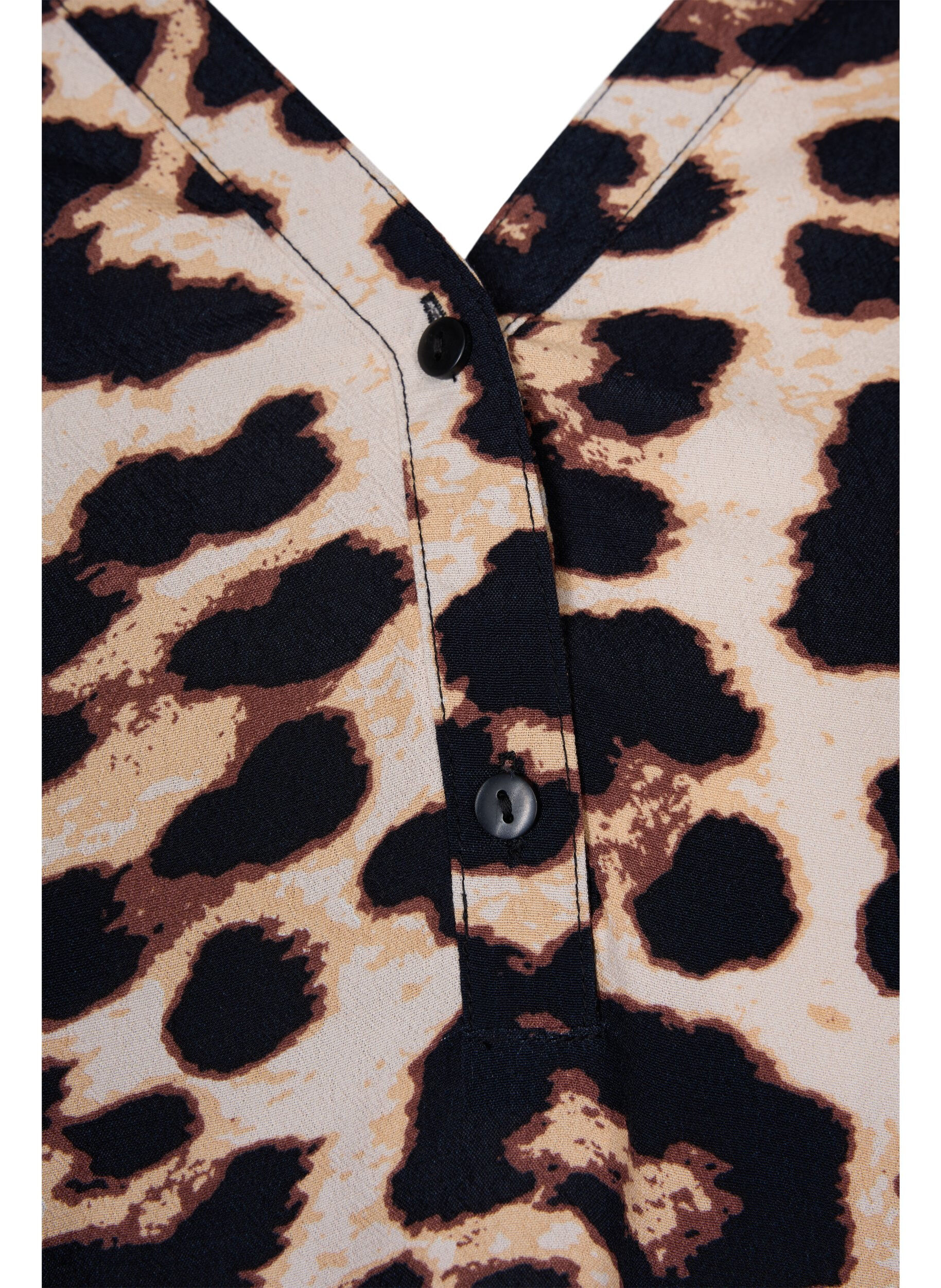 Zizzifashion Printed viscose top with smock, Leo AOP, Packshot image number 2