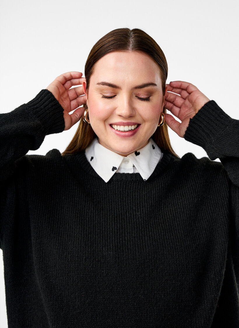 Loose collar with embroidered hearts, White, Image image number 0