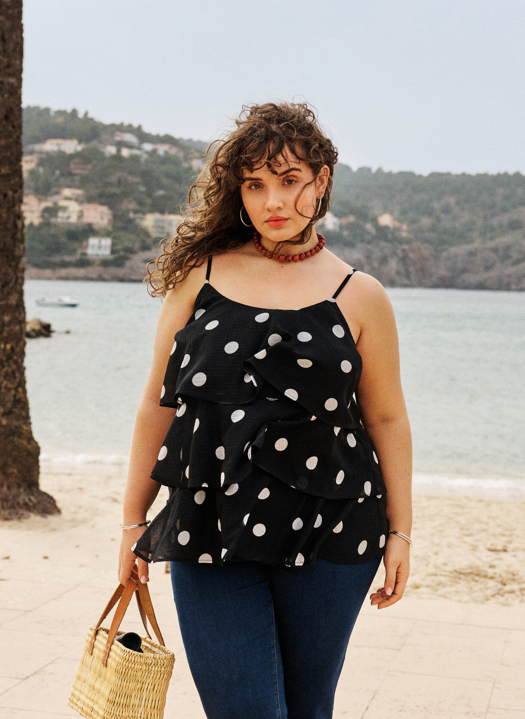 ZizzifashionLayered top with ruffles and spaghetti straps, Black, Image image number 0