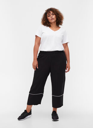Viscose pants with pockets, Black, Model image number 0