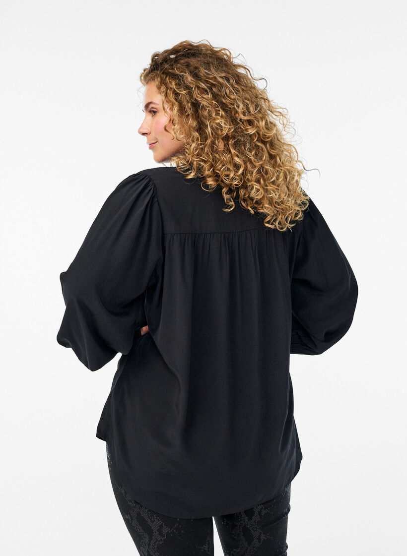 Blouse with ruffle collar and ruching, Black, Model image number 2