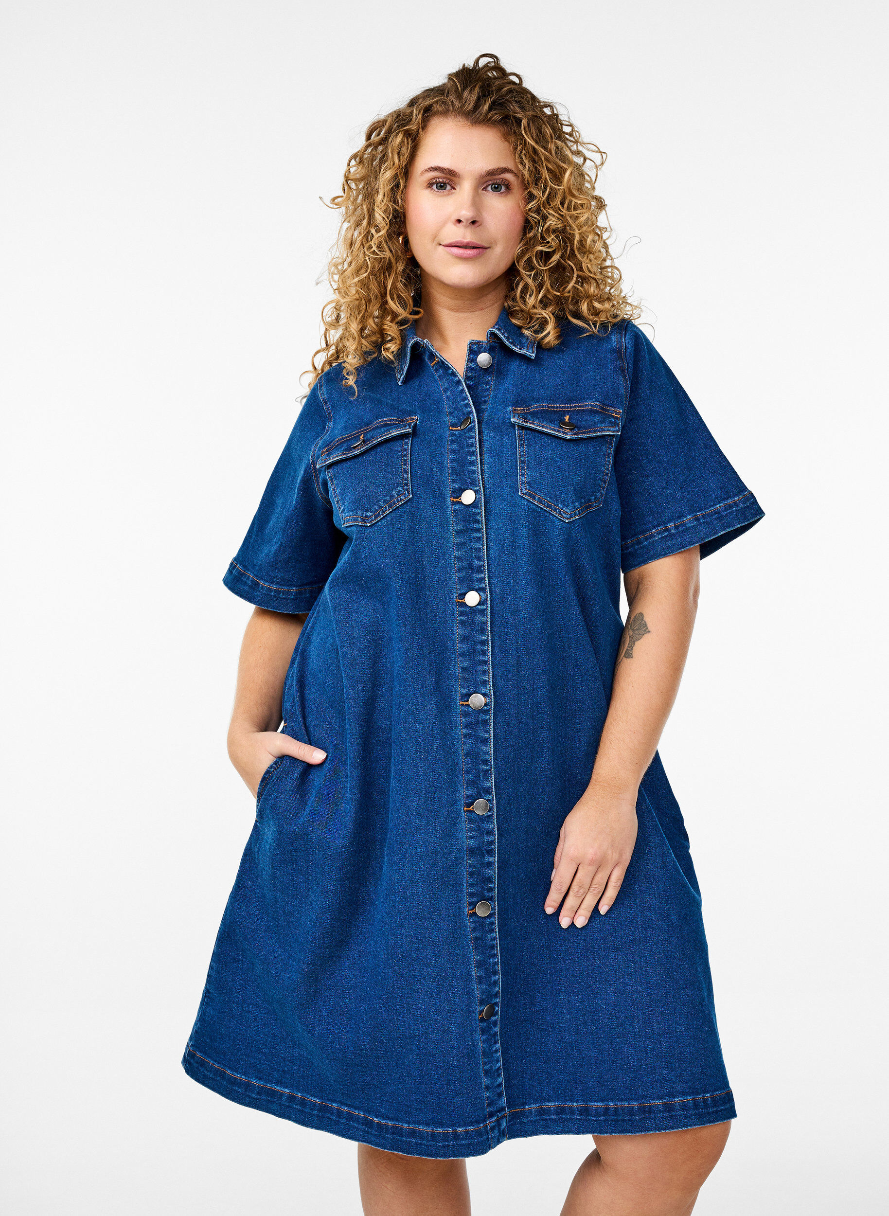 Zizzifashion Denim dress with buttons and short sleeves, Blue, Model image number 0