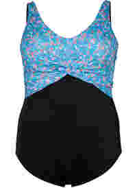 Swimsuit with underwire and adjustable straps