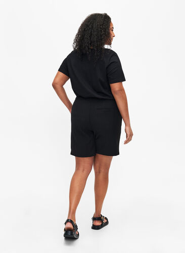 Bermuda shorts with high waist, Black, Model image number 1