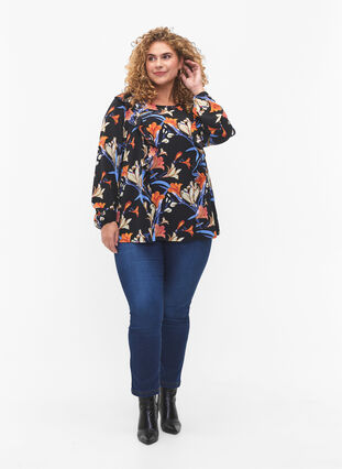 Long sleeved blouse with ruffles, Black Flower AOP, Model image number 2