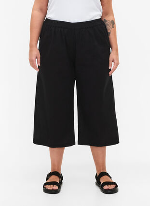 7/8 trousers in cotton blend with linen, Black, Model image number 2