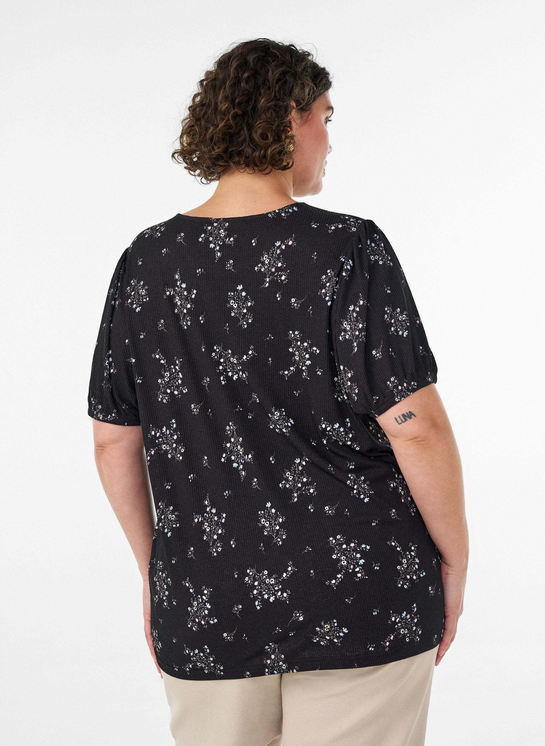 ZizzifashionPatterned blouse with short sleeves, Black, Model image number 2