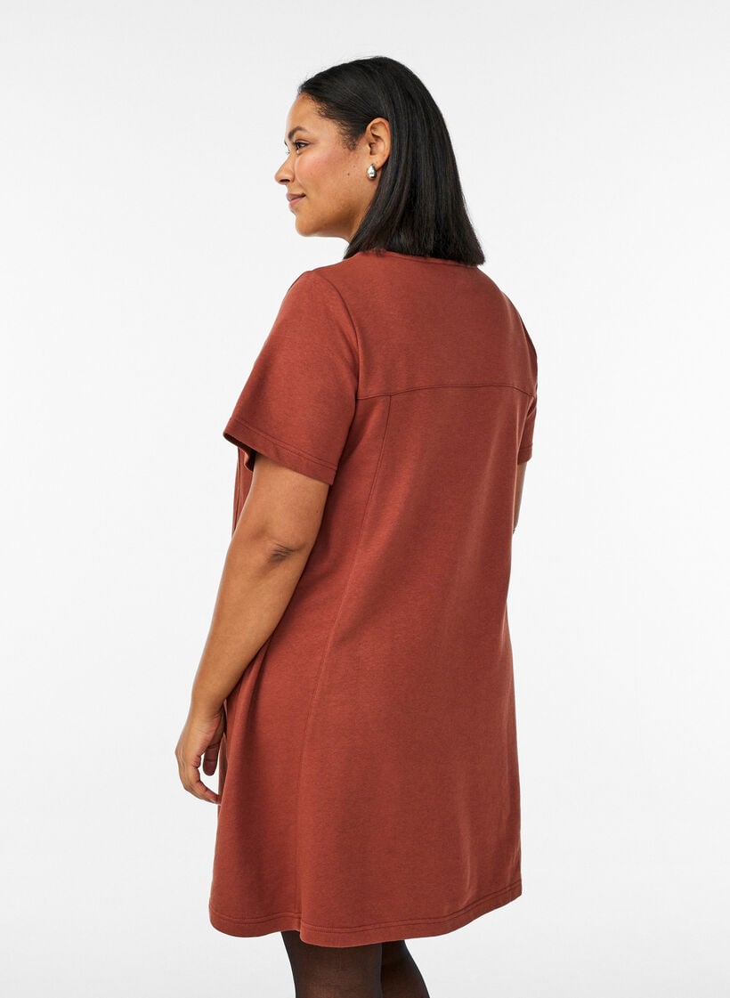 Jersey dress with short sleeves and pockets, Red, Model image number 2