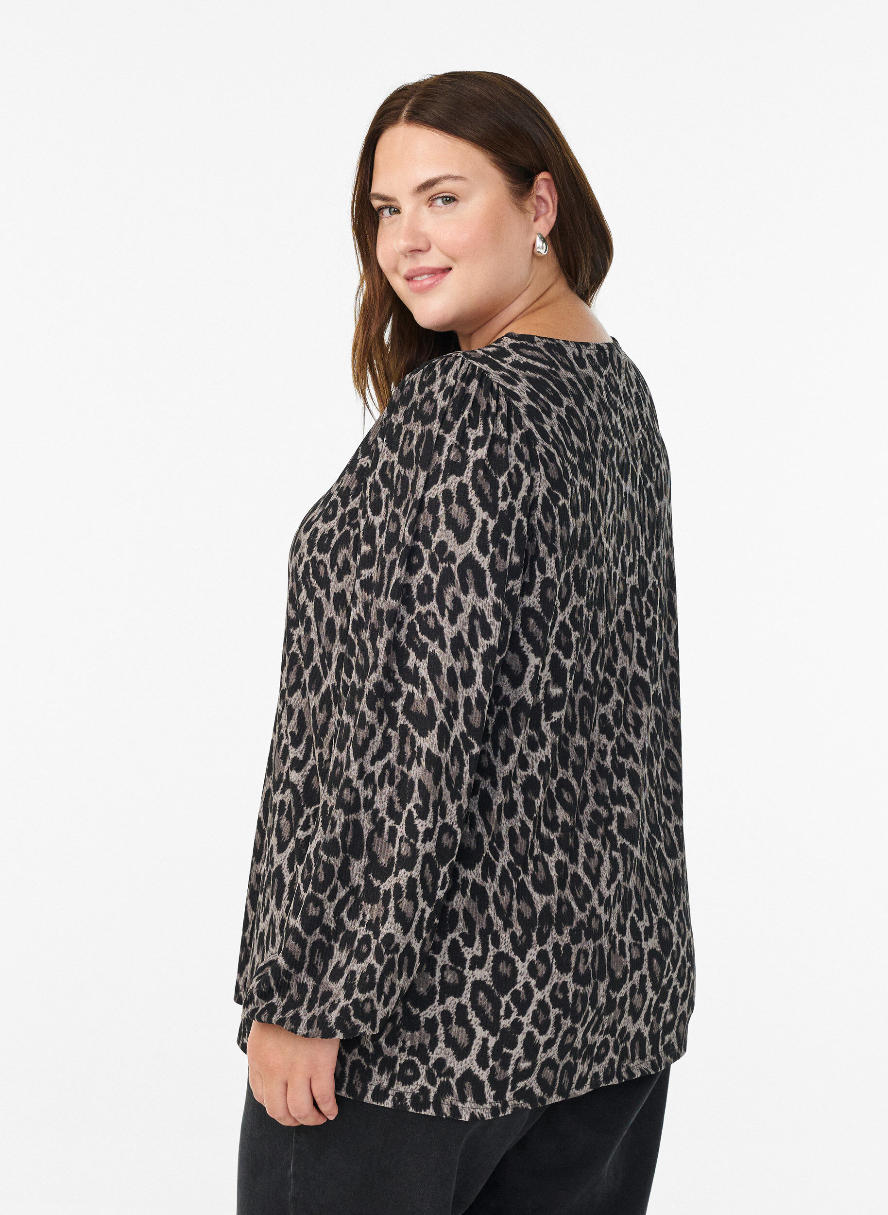 ZizzifashionBlouse with long sleeves and leopard print, Dark Grey, Model image number 2