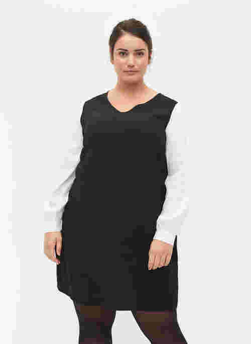 Long-sleeved dress in viscose