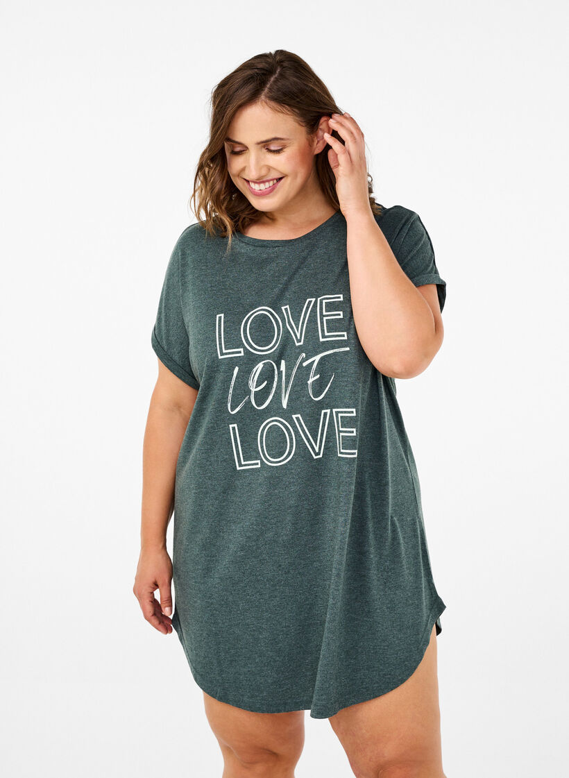 Short sleeve nightgown with text print, , Model image number 0