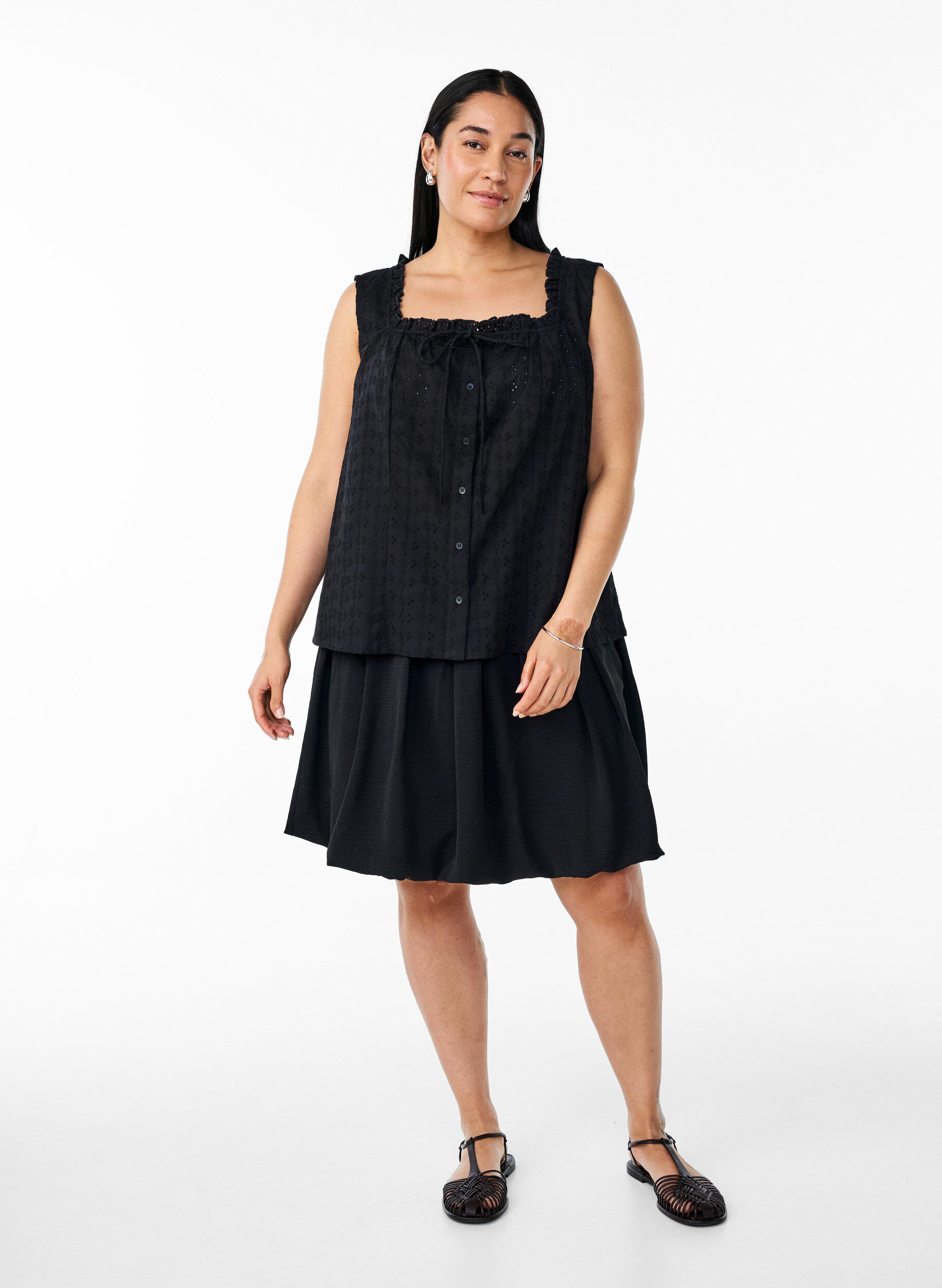 ZizzifashionSleeveless blouse with broderie anglaise and ruffles, Black, Model image number 1