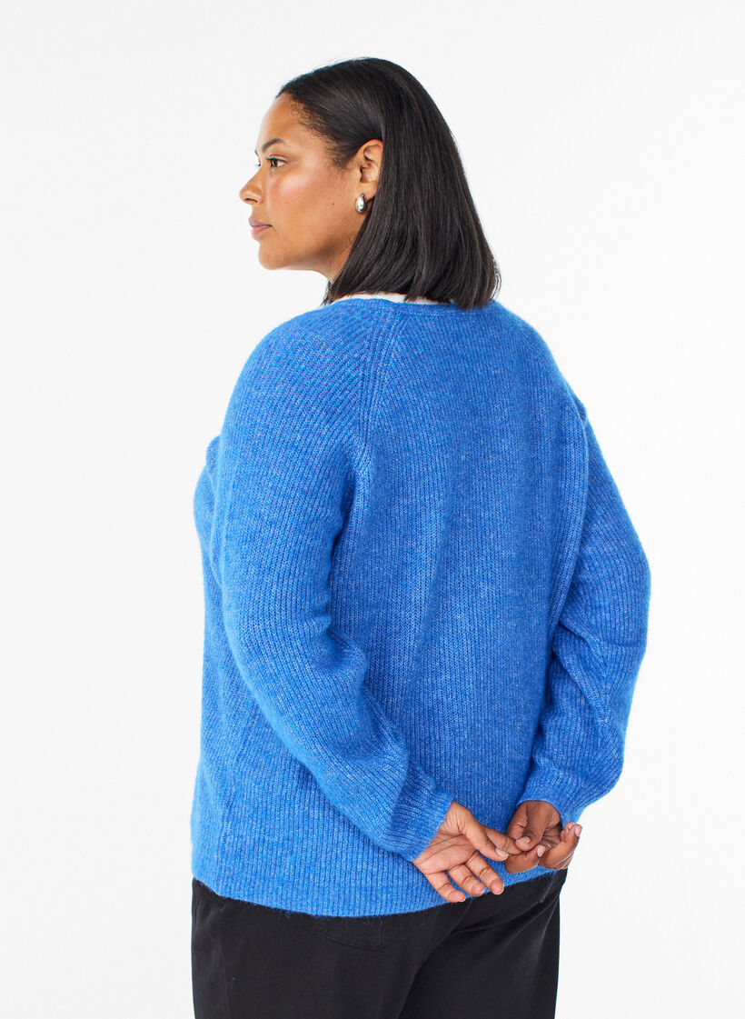 Knitted blouse with V-neck and raglan sleeves, Blue, Model image number 2