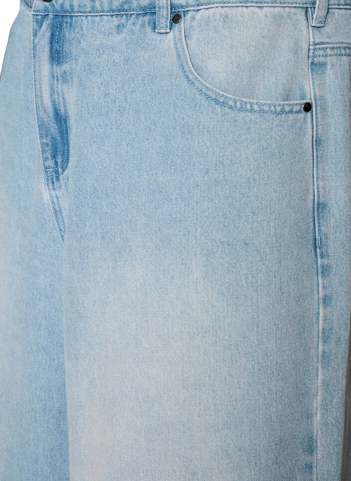 High-waisted denim shorts, Light Blue, Packshot image number 2