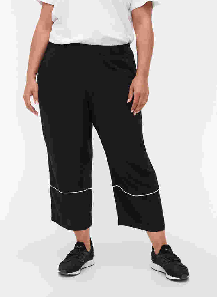 Viscose pants with pockets, Black, Model image number 2